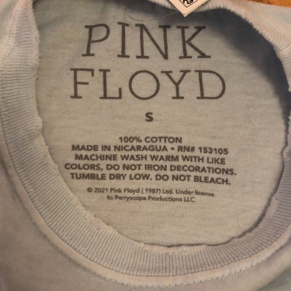 NWT Pink Floyd the Dark Side of the Moon tshirt - Picture 2 of 6